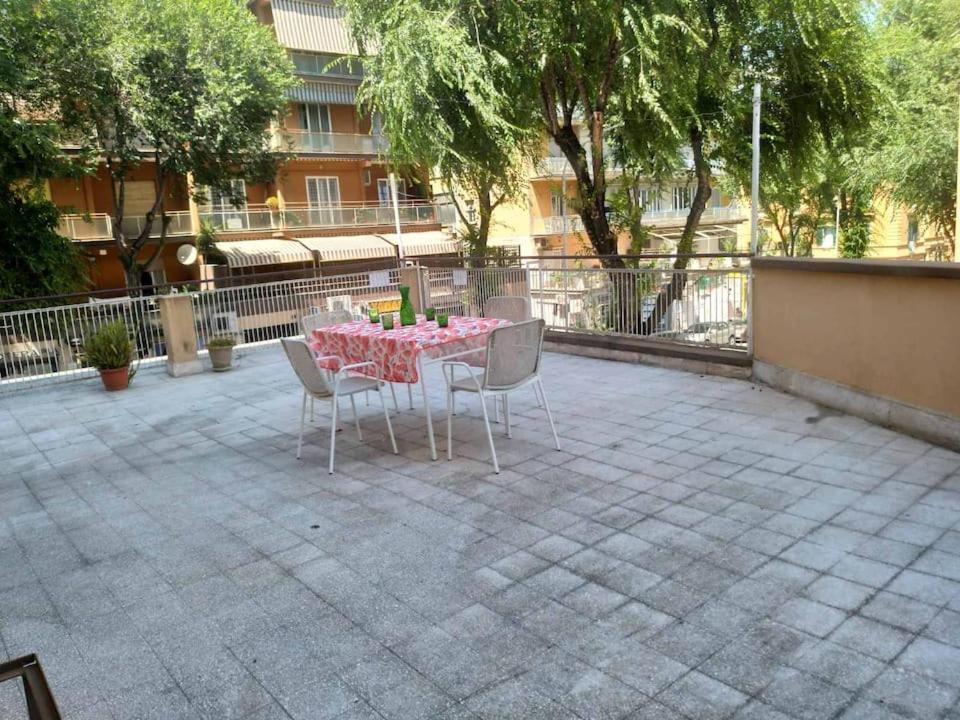 44Oz Apartment With Terrace In Monteverde Rome Exterior photo